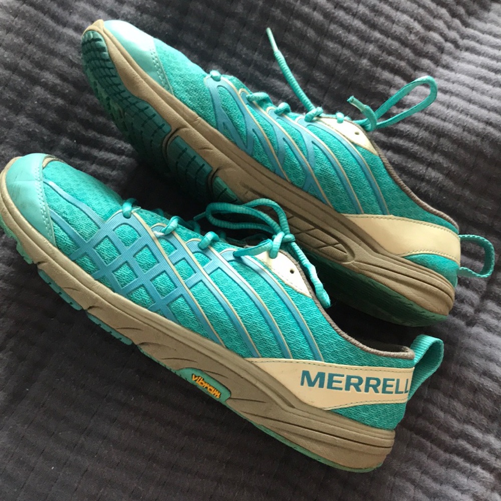 Merrell Size 9.5 - Picture 2 of 6